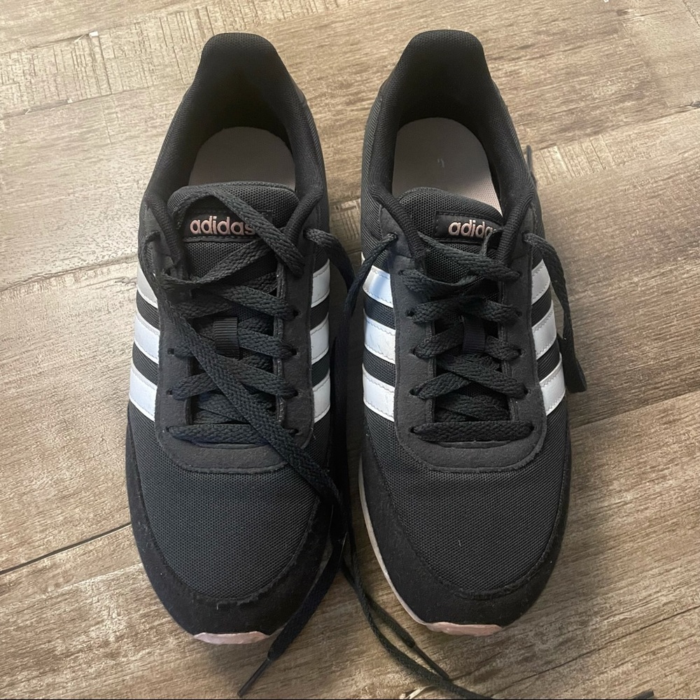 Althletic Adidas size 9